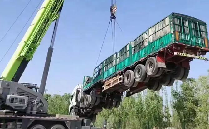 三都道路脱困救援案例